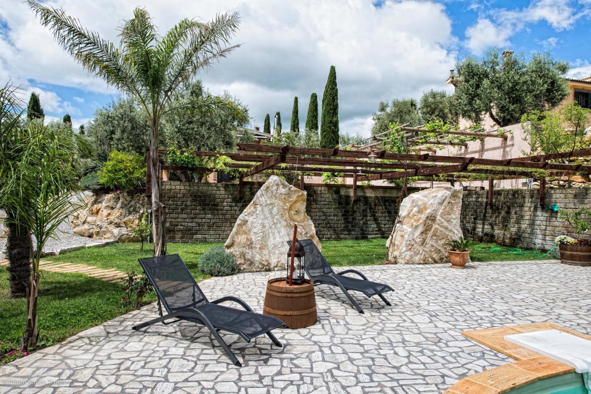 Il Giardino Dei Flintstones B&B Cerveteri Eksteriør bilde