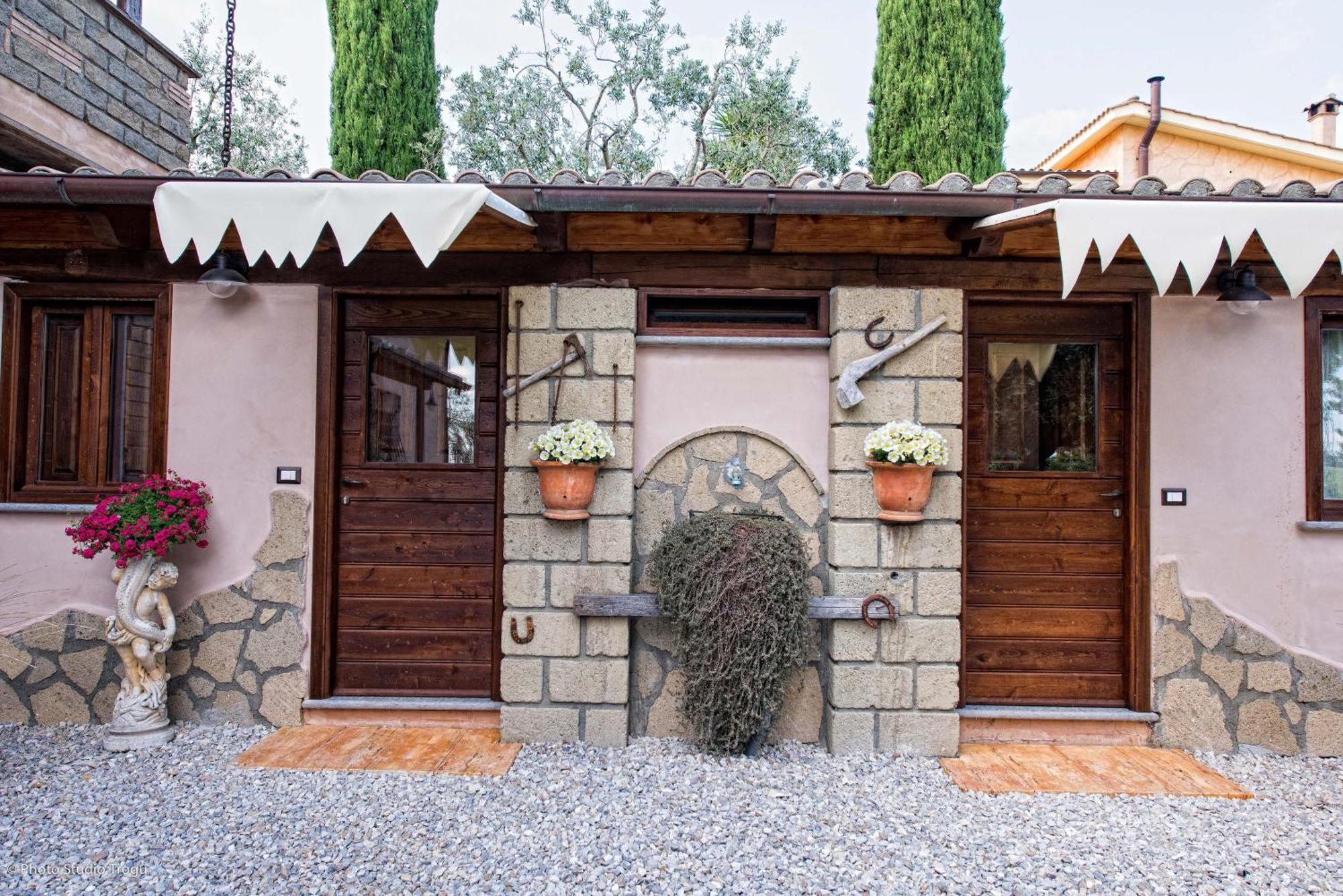 Il Giardino Dei Flintstones B&B Cerveteri Rom bilde