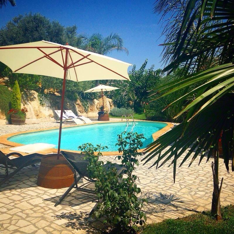 Il Giardino Dei Flintstones B&B Cerveteri Eksteriør bilde